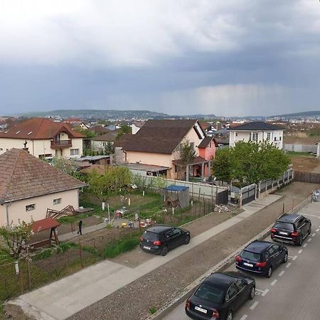 Max Studio Sancraiu de Mures Exterior photo